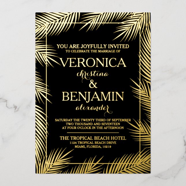 Tropical Palm Blätter Beach Wedding Real Folieneinladung (Vorderseite)