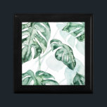 Tropical Palm Split Leaf Erinnerungskiste<br><div class="desc">"Split Leaf II" von Grace Popp. Eine gedämpfte Palette tropischer Pflanzen.</div>