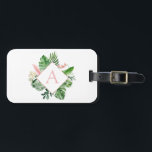 Tropical Palms Monogram Blush Pink Wedding Gepäckanhänger<br><div class="desc">Zielort - Tropical Palms Beach Botanical Blush Pink und Green Watercolor Spring Monogram Bag Tag - beinhaltet eine schöne und elegante Schriftzeichen-Typografie mit modernen botanischen Blätter und Grünpflanzen für das besondere Geschenk für eine Hochzeit, Brautparty (Bride oder Bridesmaid), Babydusche, Junggeselinnen-Abschied, Sweet 16, 16, 18. 2, 1., 30., 40., 50., 60.,...</div>