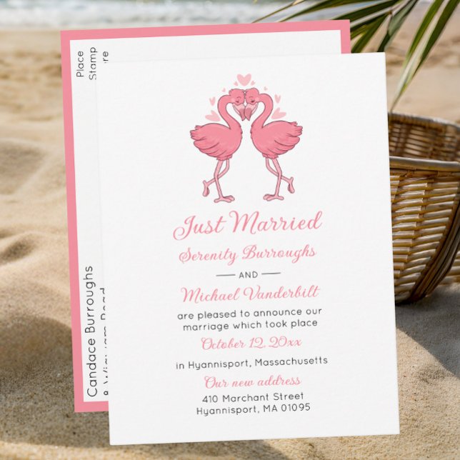 Tropical Pink Flamingo Beach Hawaiian Just Married Ankündigungspostkarte (Von Creator hochgeladen)