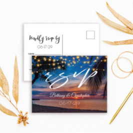 Tropical Sunset Beach String Lights Wedding RSVP Einladungspostkarte