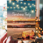 Tropical Sunset Beach Weihnachts-Party Einladung<br><div class="desc">Sommerstrand und Party Einladungen mit Sonnenuntergang, tropischer Strandinsel, einem Maurerkirsch mit glitzernden Lichtern, Tinkellichtern und einer Weihnachtsvorlage für Party. Klicken Sie auf die Schaltfläche "Anpassen", um diese Vorlage zu personalisieren. Sie können alle Texte einschließlich Stil, Farben und Größen ändern. Sie finden passende Artikel weiter unten auf der Seite, wenn Sie...</div>