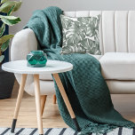 Tropical Watercolor Modern Oasis Leaves Kissen<br><div class="desc">Die neue Kollektion Tropical Watercolor Moderne Oasis Blätter Muster ist ab sofort auf Zazzle erhältlich! Tauchen Sie ein in die lebendige Schönheit der Natur mit diesen atemberaubenden Produkten, die eine zeitgenössische Drehung auf tropischem Laub bieten.Wählen Sie aus einer großen Auswahl an Produkten, um Ihre Bedürfnisse und Ihren persönlichen Stil zu...</div>