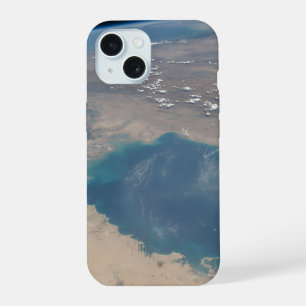 Tropisch blaue Gewässer des Persischen Golfs. iPhone 15 Hülle