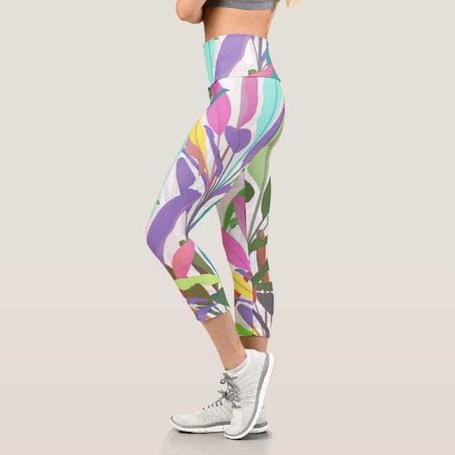 Tropisch farbenfrohe Banana Blätter Weißes Muster Capri Leggings (Links)