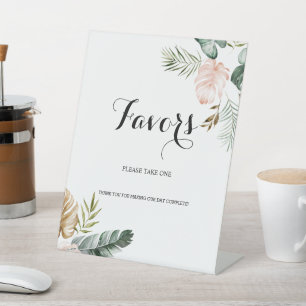 Tropische Blätter Gefallen Sockelschild