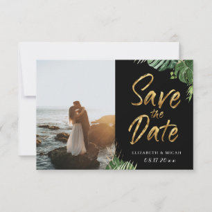 Tropische Blätter Gold Script Save the Date Foto Ankündigung