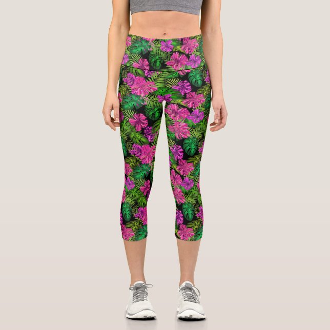 Tropische Blume und Pflanze in Schwarz Capri Leggings (Vorderseite)