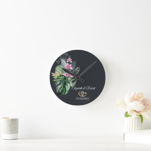 Tropische Blumen Dunkle Hochzeit Runde Wanduhr