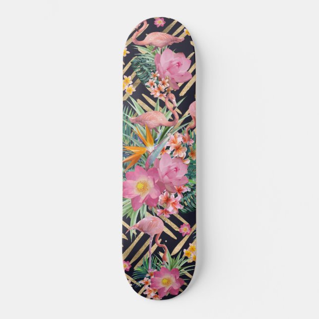 Tropische Blumen, Flamingos und goldene Striche Skateboard (Vorderseite)