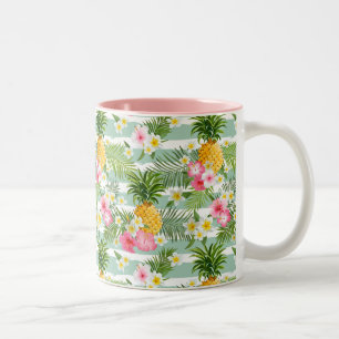 Tropische Blumen u. Ananas auf aquamarinen Zweifarbige Tasse