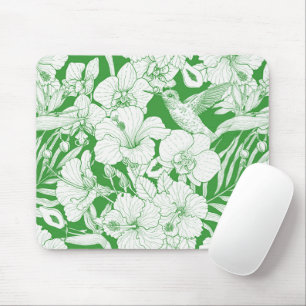 Tropische Blumen und Kolibri in Grün und Creme Mousepad