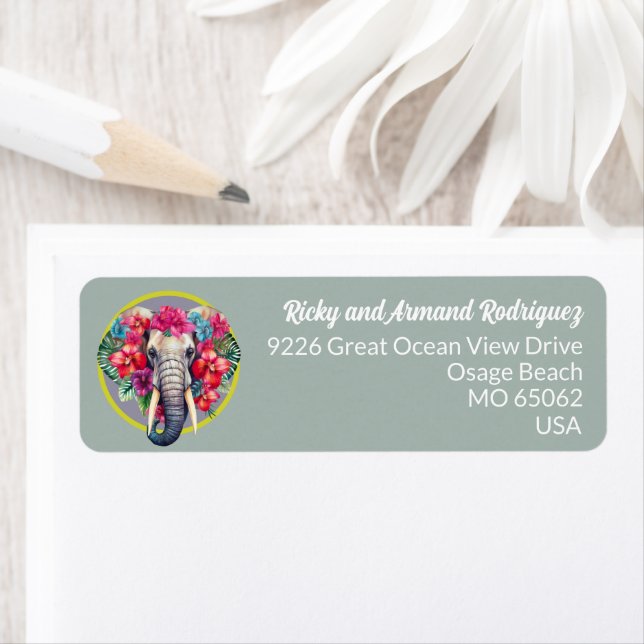 Tropische Elefanten-Blume lieben blauen Brauch (Insitu)