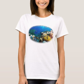 Tropische Fische des Korallenmeers T-Shirt