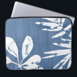 Tropische Indigoimpressionen - tropische Vegetatio Laptopschutzhülle<br><div class="desc">Tropische Indigoimpressionen III von Juni Erica Vess. Die tropische Vegetation vor indigofarbenem Hintergrund.</div>