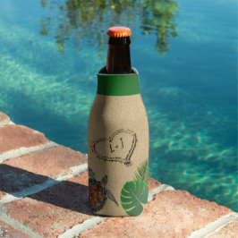 Tropische Meeresschildkröte und Palmen Sandherz Flaschenkühler