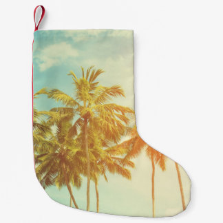 Tropische Palmenküste: Vintager Film. Kleiner Weihnachtsstrumpf