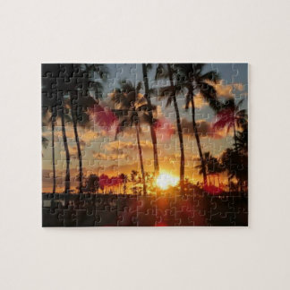 Tropische Ruhe: Eine hawaiianische Sonne und Palme Puzzle