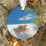 Tropische Strände | Lounge Chairs Beach, Bora Bora Ornament<br><div class="desc">Dieses phantastische Foto von Getty Images besticht durch eine wunderschöne tropische Landschaft,  zwei Sonnenliegen,  Liegestühle und einen Schirm unter einer Palme.</div>
