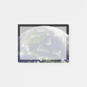 Tropische Stürme auf der Erde. Post-it Klebezettel