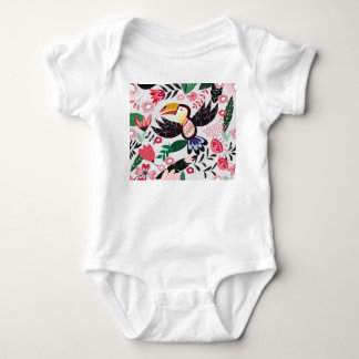 Tropische Vögel, Blumenmuster. Baby Strampler