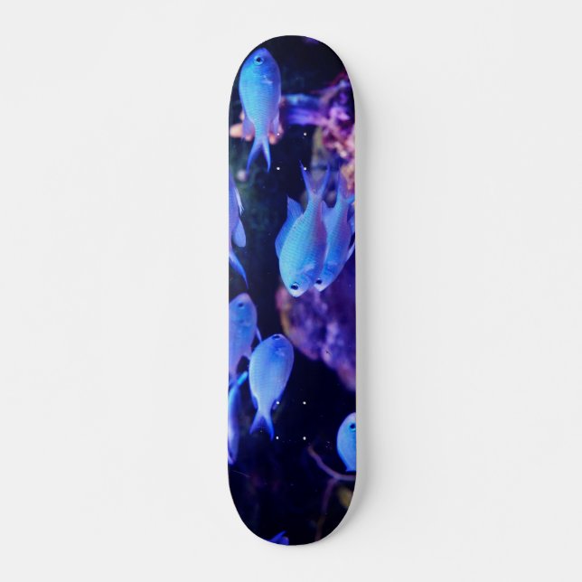 Tropischer Blauer Fisch Skateboard (Vorne)