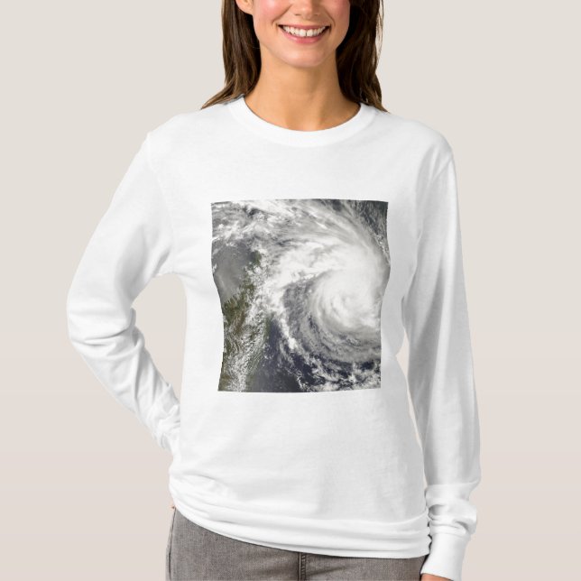 Tropischer Cyclone Ivan nähert sich Madagaskar T-Shirt (Vorderseite)