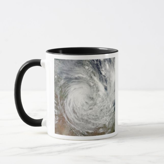 Tropischer Cyclone Yasi über Australien 2 Tasse (Links)