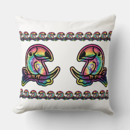 Tropischer Splendor: Toucan Bird in Gefärbte Krawa Kissen