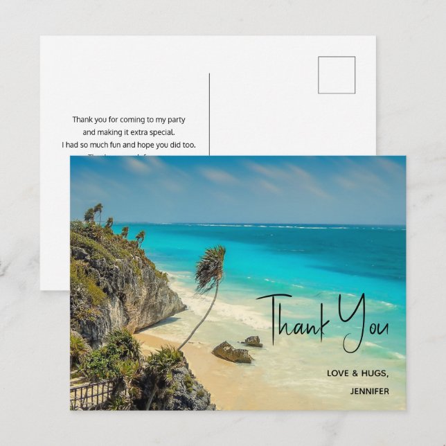 Tropischer Strand mit Wind gesegneten Bäumen Viele Postkarte (Vorne/Hinten)