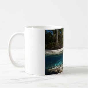 Tropischer Strandbecher - Geteilte Ansicht Ozean-T Kaffeetasse