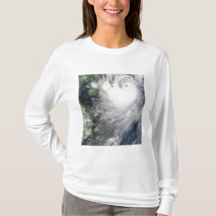 Tropischer Sturm Koppu, das Landungsort sich T-Shirt