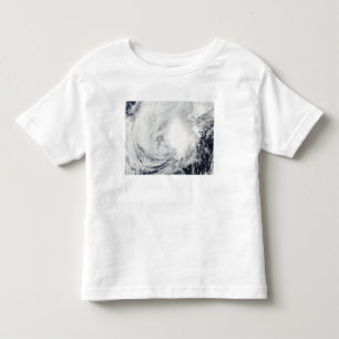 Tropischer Sturm Nida südöstlich Kadena Kleinkind T-shirt