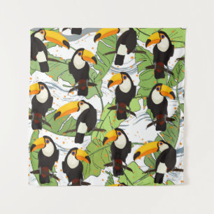 Tropischer Toukan, grüne Palmen, Vintages Muster. Wandteppich