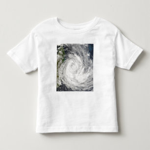 Tropischer Wirbelsturm Gamede vor Madagaskar Kleinkind T-shirt