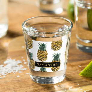 Tropisches Aquarell-Ananas-Muster mit Namen Schnapsglas