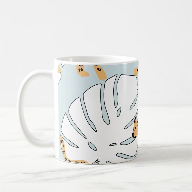Tropisches Leopardentier und Monstera-Palmen-Blätt Kaffeetasse (Links)