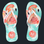 Tropisches Paradies rosa Flamingos mit Monogramm Flip Flops<br><div class="desc">Entfliehen Sie dem Paradies in diesen lustigen und modischen Flip Flops mit Aquarell rosa Flamingos mit einem palmenfarbenen gemusterten Hintergrund in Karibik Aqua. Bearbeiten Sie das Beispielmonogramm mit den gewünschten Initialen. Diese machen großartige Geschenke für Brautmädchen, Freunde oder für dich selbst. Sie sind auch eine gute Idee für Hochzeitsgäste außerhalb...</div>