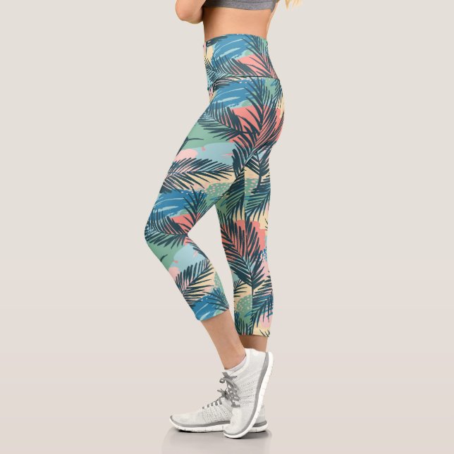 Tropisches Pastell-Leaf-Muster Capri Leggings (Links)