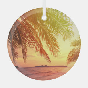 Tropisches Strandparadies: Serene Landschaft. Ornament Aus Glas