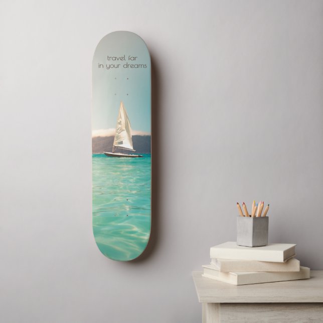 Tropisches Wasser, Segelboot, Traum  Skateboard (Wandkunst)