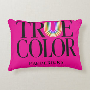 True Colors Editorial Custom-Typografie-Design Dekokissen