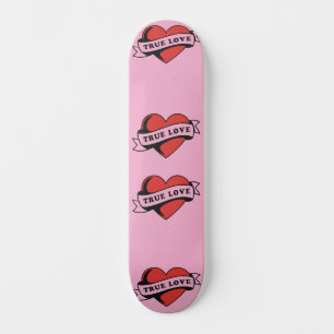 True Love Tattoo Heart Klassisches Romandesign Skateboard