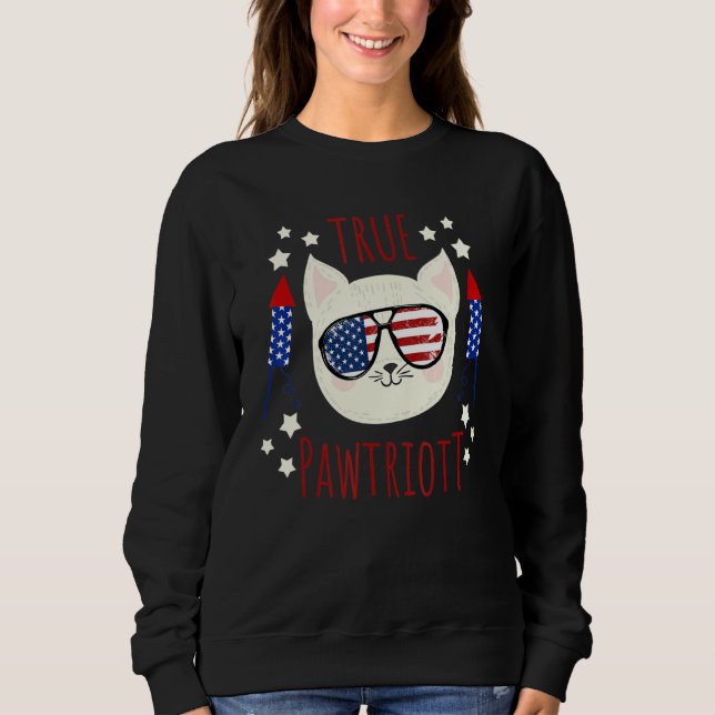True Pawtriot American Flag July 4th Fireworks Pat Sweatshirt (Vorderseite)