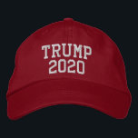 TRUMP 2020 BESTICKTE BASEBALLKAPPE<br><div class="desc">TRUMP 2020 - Donald Trump 2020 - http://www.Politiclothes.com. Stöbern Sie in Donald Trump-T - Shirt, Donald Trump-Autoaufklebern, Donald Trump Hoodies, Donald Trump Buttons, Donald Trump Magnete, Donald Trump-Tasse, Donald Trump Signs, Donald Trump Posters, Donald Trump Hats, Donald Trump Stickers, Donald Trump-Buttone und weiteren Donald Trump Wahlkampfapparel. Alle Politikbereiche finden Sie...</div>