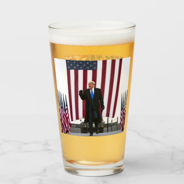 Trump 2024 - Amerika zurück Glas (Vorne (Gefüllt))