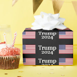 Trump 2024 Amerikanische Flagge auf schwarz Geschenkpapier
