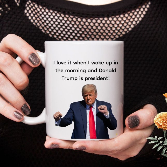 Trump 2024-Geschenk Kaffeetasse (Von Creator hochgeladen)