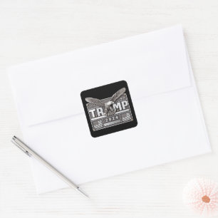 TRUMP 2024 mit einem Adler Quadratischer Aufkleber