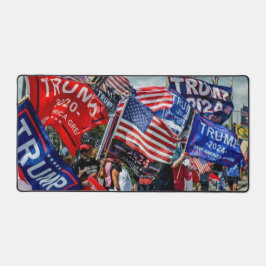 TRUMP 2024 SCHREIBTISCHUNTERLAGE